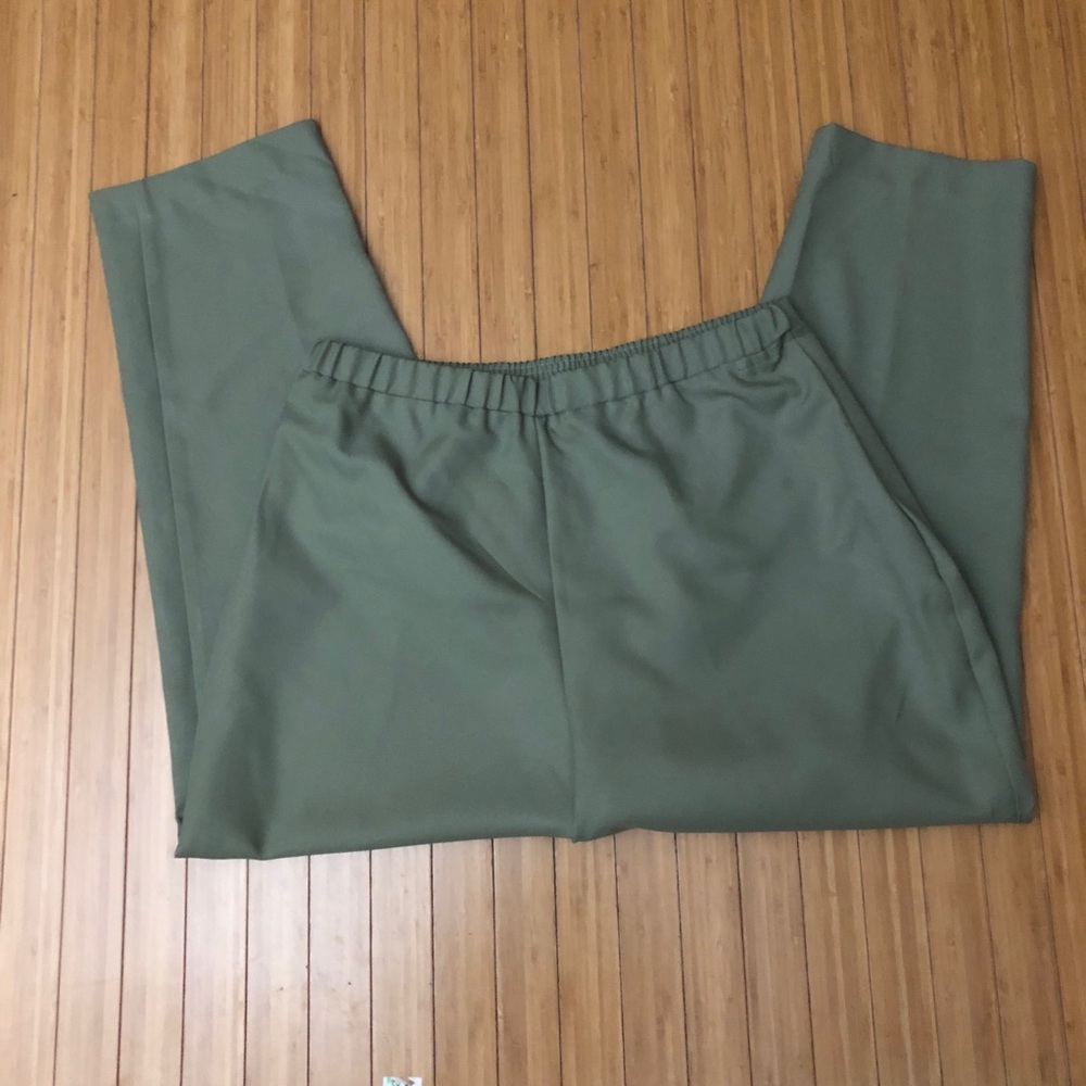 DonnKenny Woman Green Pants